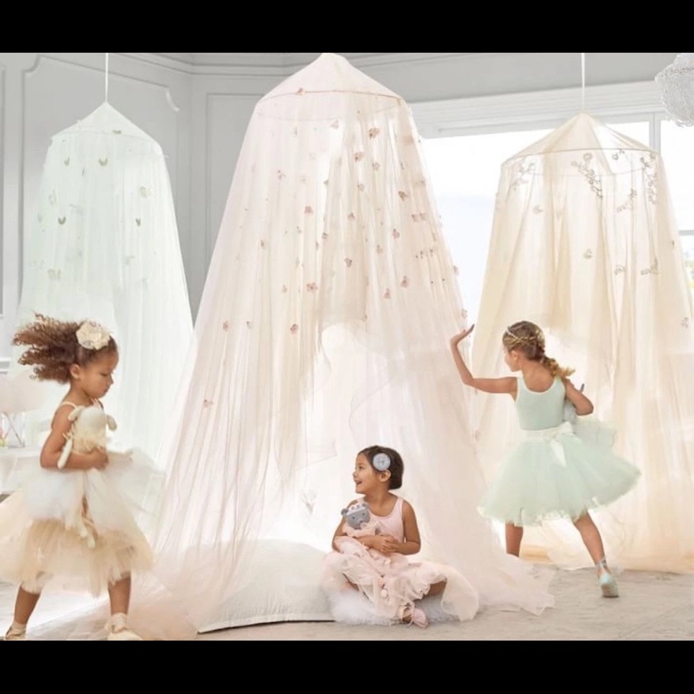 Monique Lhuillier Blush Petal Canopy